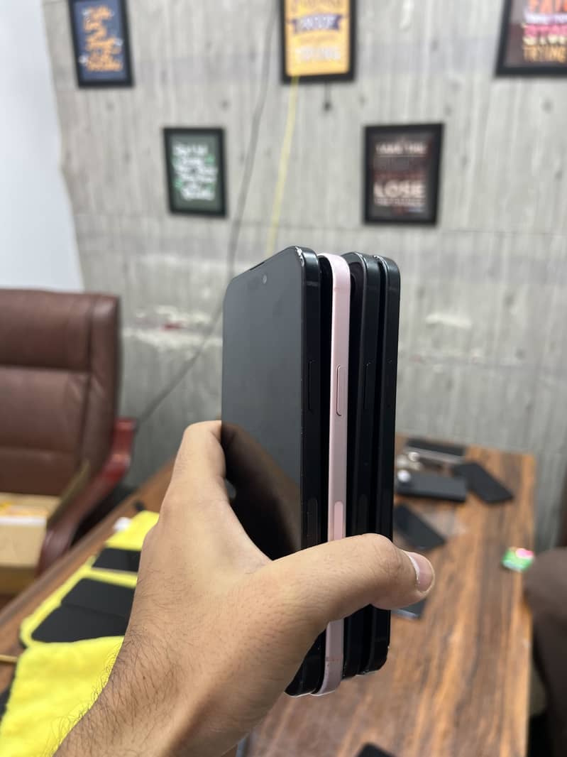 Apple iPhone 15 plus 2