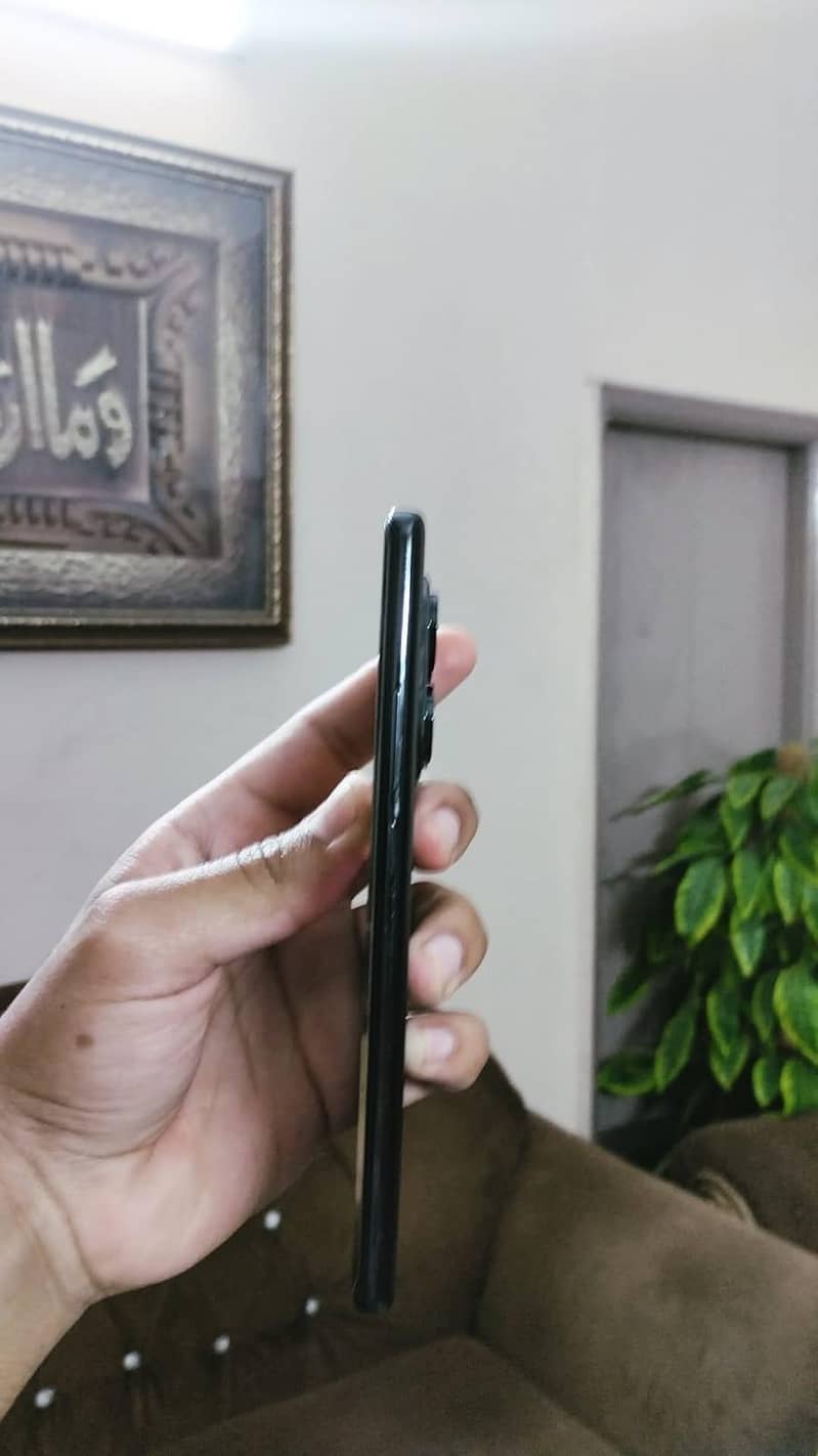 Redmi Note 14 pro 1