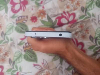 Xiaomi Mi 12 condition 10/10 one hand used no open no repair
