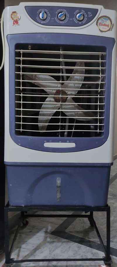 FULL SIZE 12Volt Ac/Dc AIR COOLER IN WORKING CONDITION.