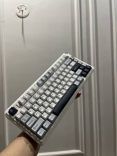 AULA F75 Mechanical keyboard