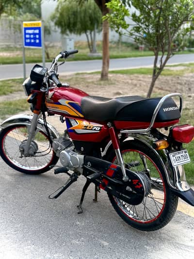 Honda 70 motorcycle