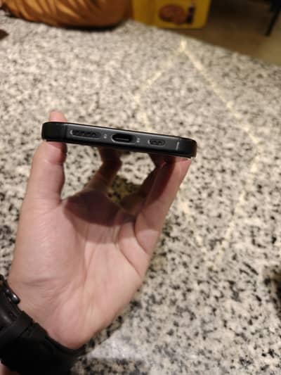 Apple iPhone 15