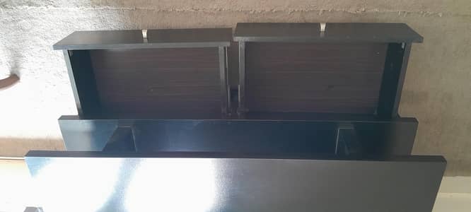 tv table / side table