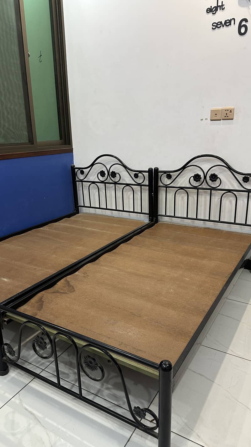 Iron bed set 1