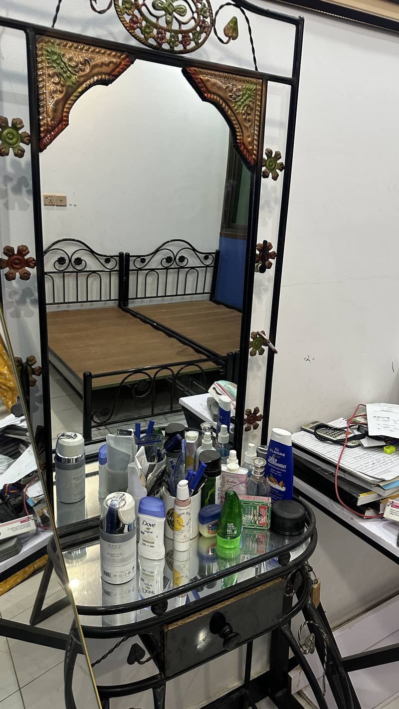 Iron bed set 2