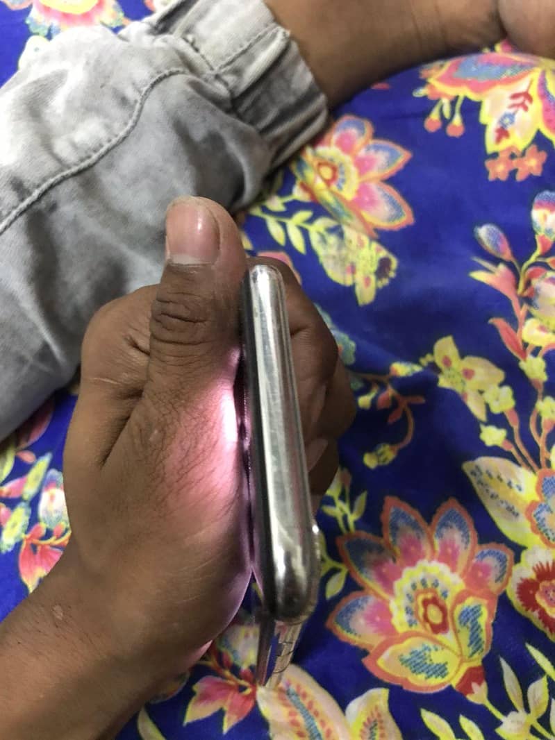 Apple iPhone X 2