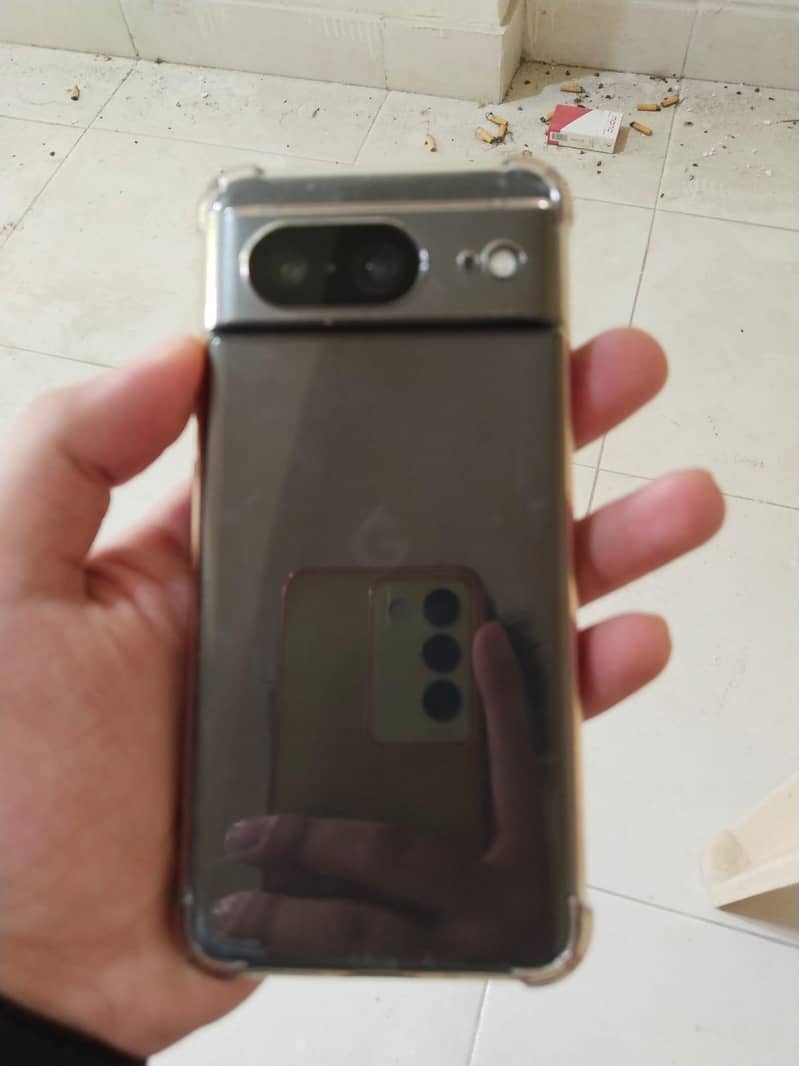 Google Pixel 8 1