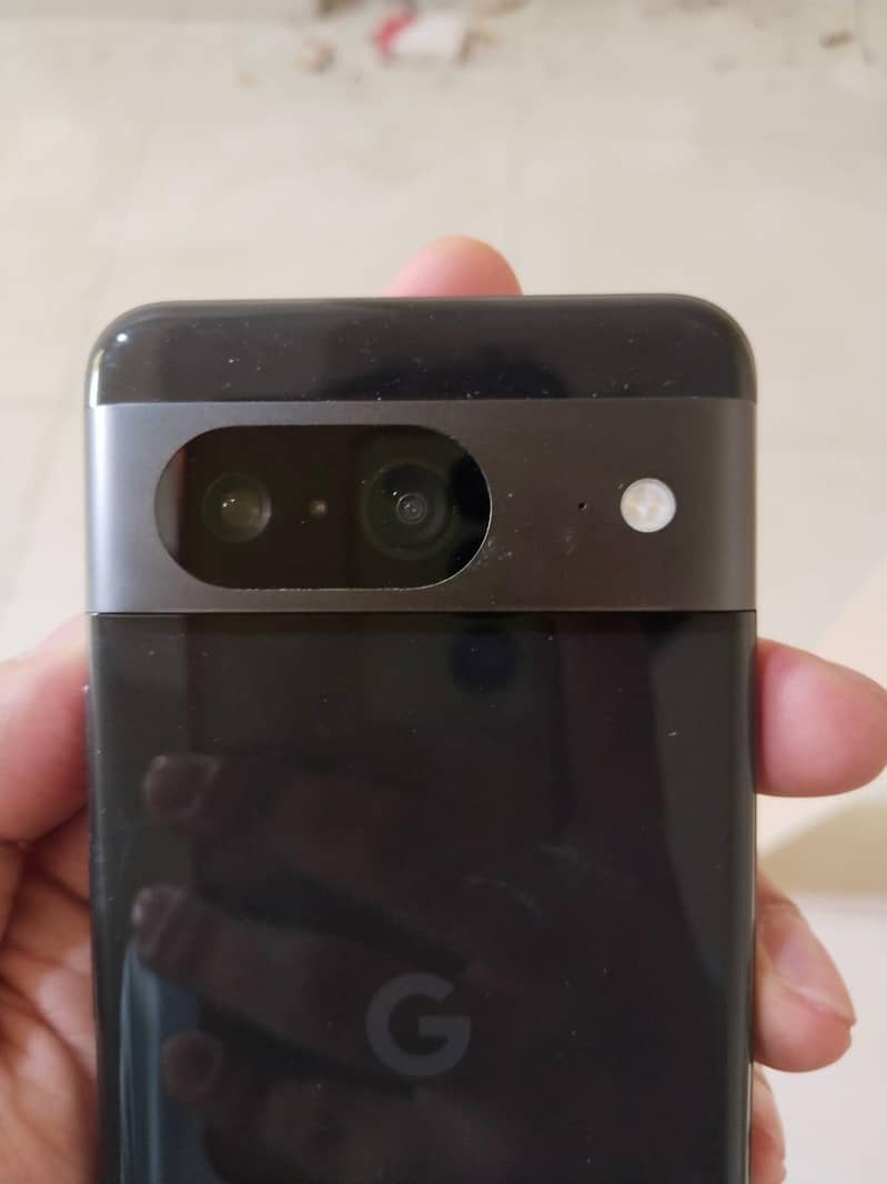 Google Pixel 8 5