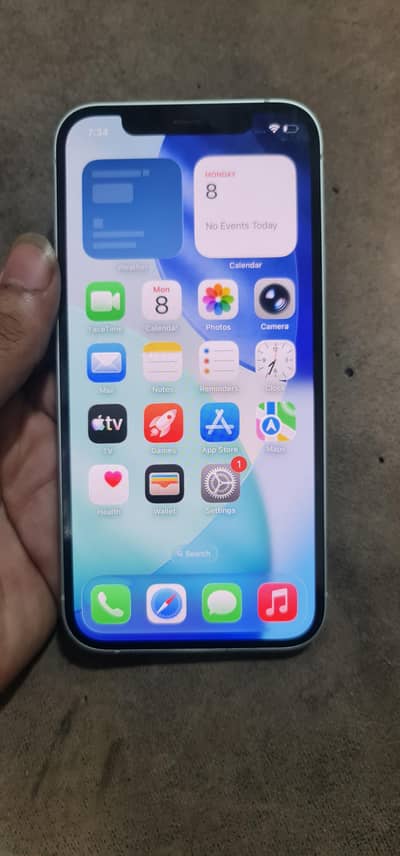 Apple iPhone 12