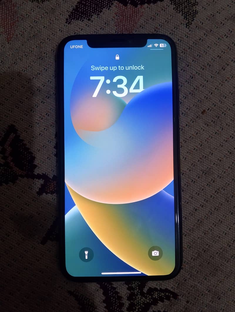 Apple iPhone X 0