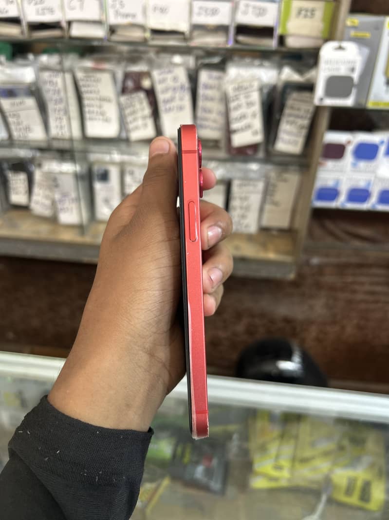 Apple iPhone 12 3