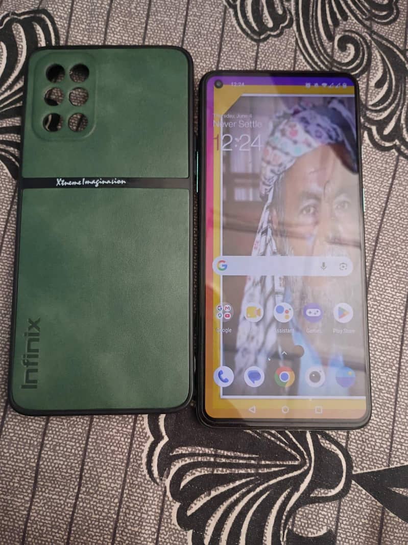 One Plus 8T 4