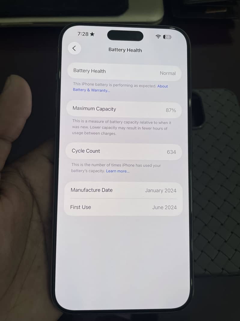 iPhone 15 Pro Max 6