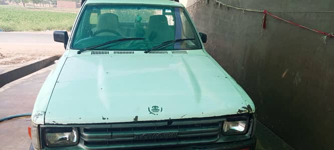 Toyota Hilux 1984