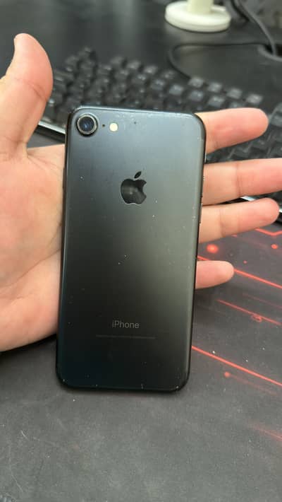 Apple iPhone 7