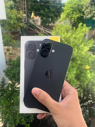 Apple iPhone 16 sim time
