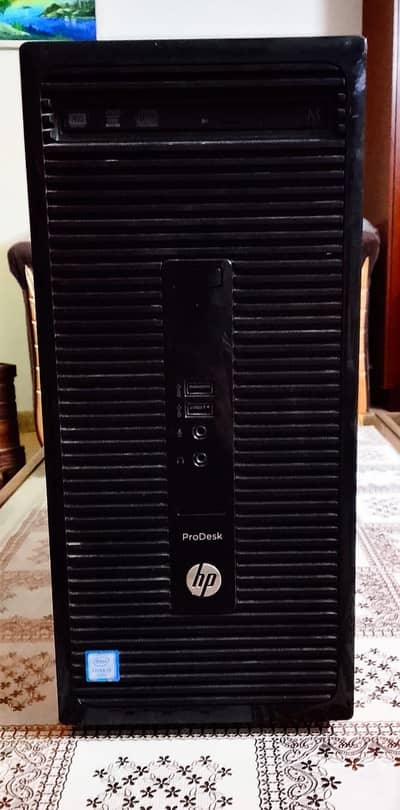 PC AND MONITOR