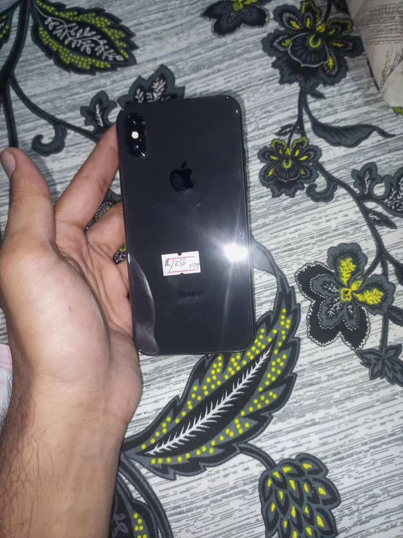 Apple iPhone X 03046411579 (call/Whatsapp) 1