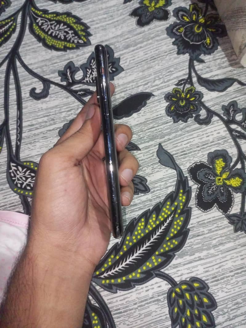 Apple iPhone X 03046411579 (call/Whatsapp) 2