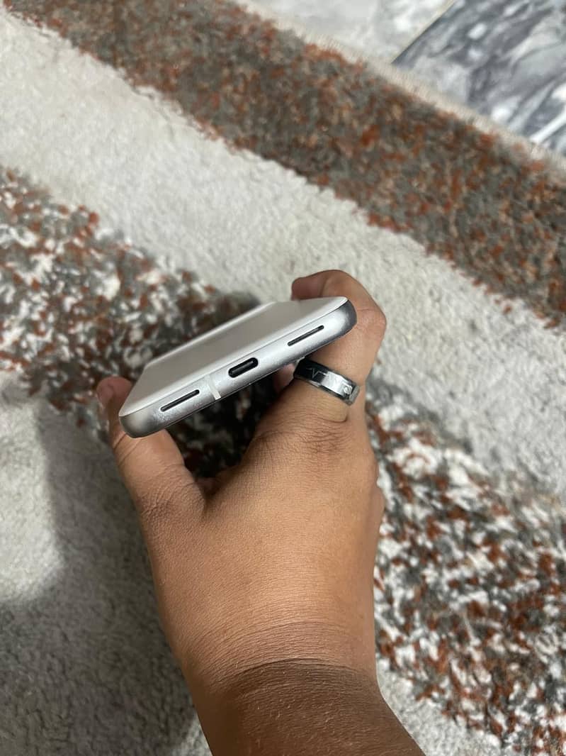 pixel 8a 2