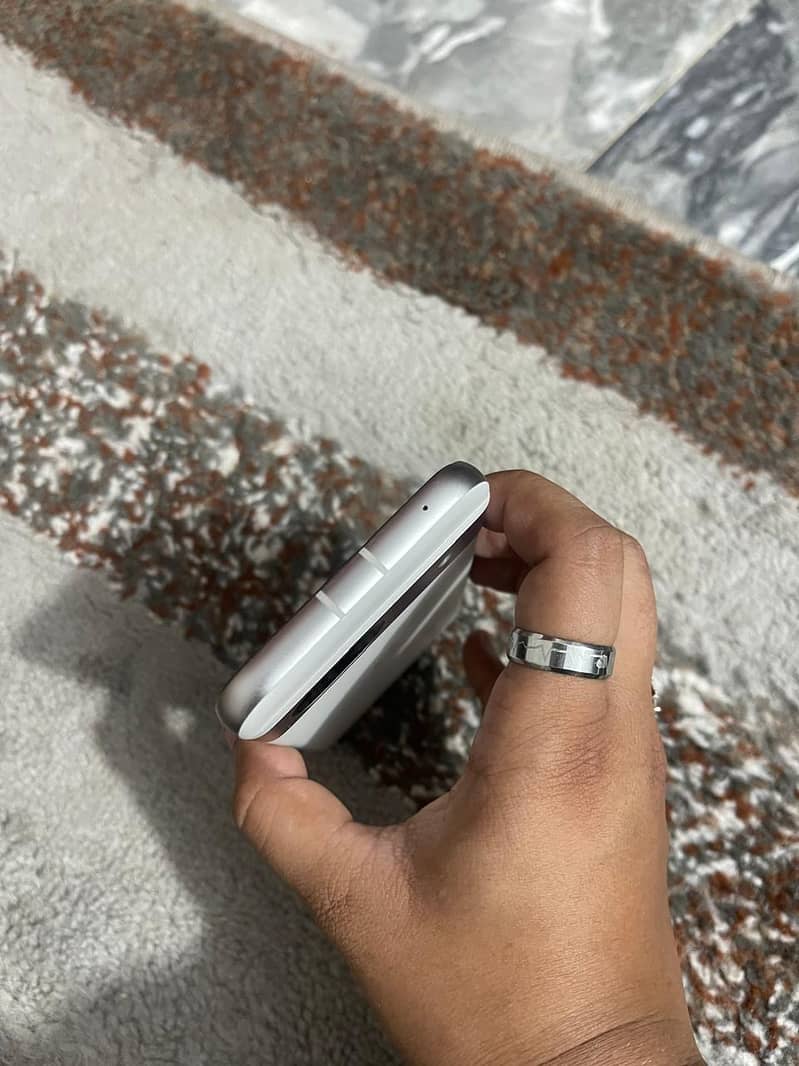 pixel 8a 3
