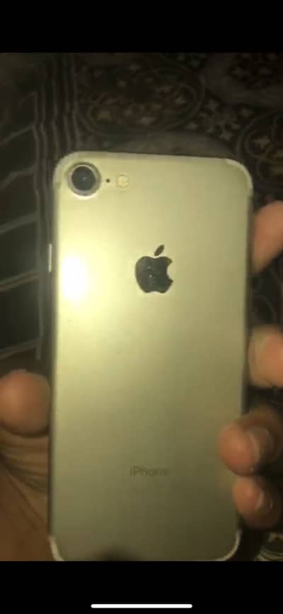 Apple iPhone 7