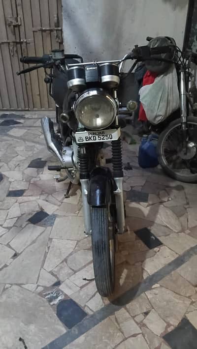 Gs 150 SE