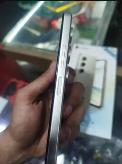 Vivo Y04