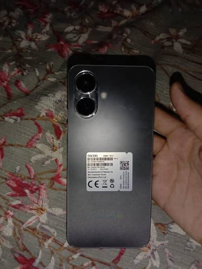 Tecno Spark Go 2