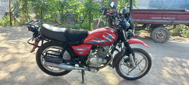 Suzuki GS 150 SE (2017) - Lahore Registered - Tubeless Tyres & Lights
