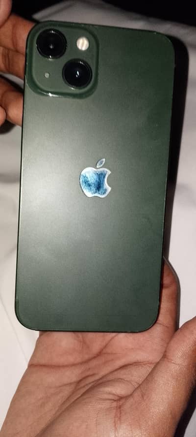Apple iPhone 13