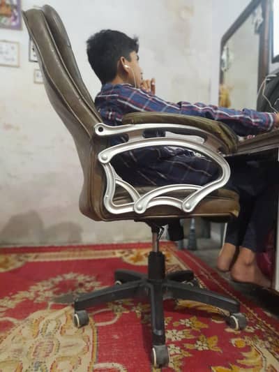Executive chair