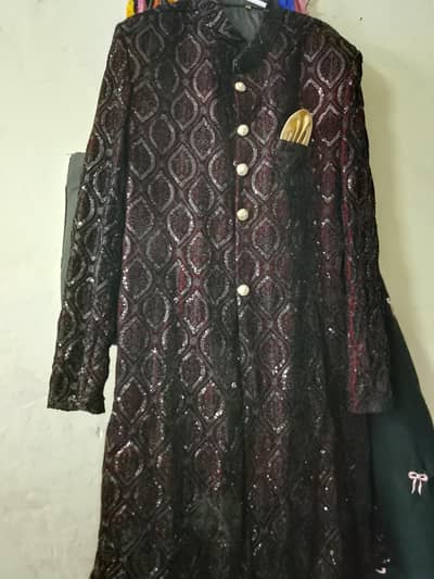 EEmbroidered sherwani+shawl+shoes +kulla for sale urgent