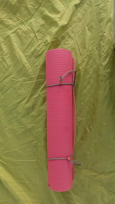 Original Nike yoga / exercise mat 10/ 10