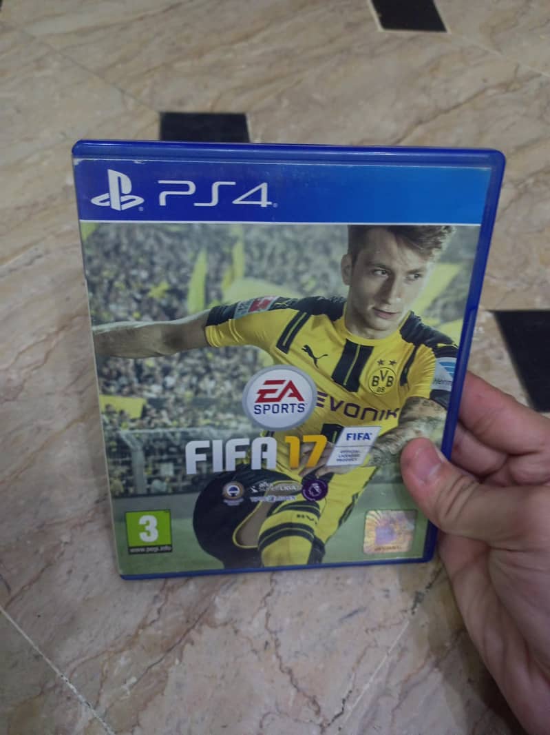 Ps4,5 games and controller 1