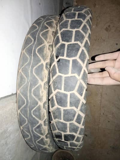 GS 150,CB150,YBR125 back tyre 100 90 18 size