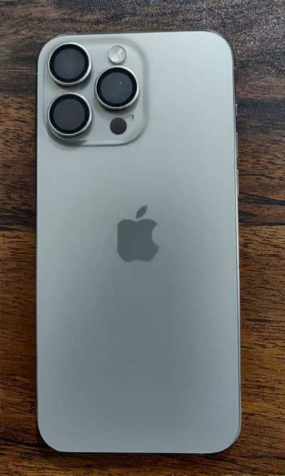 Apple iPhone 15 Pro Max