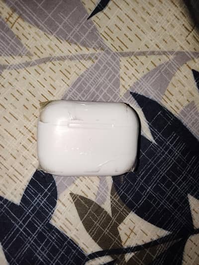 white earbuds pro2 type c charging