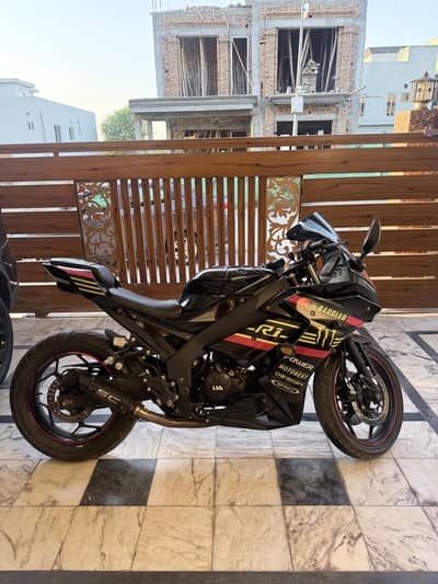 Yamaha YZF-R1 2024