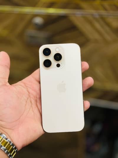 Apple iPhone 16 Pro