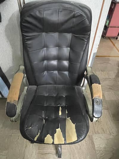 Computer table xnd computer chair for sale