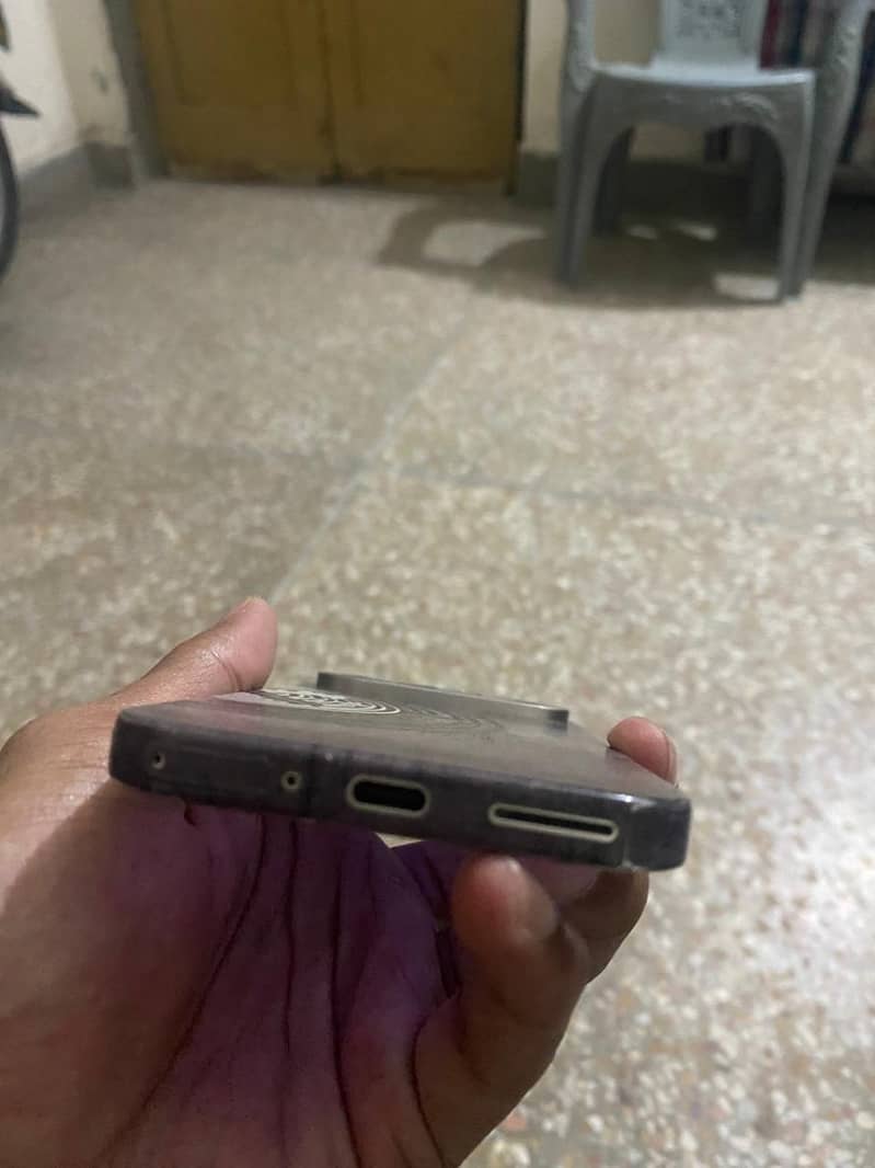 Google Pixel 9 3