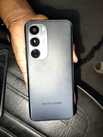 tecno spark 40 pro plus urgent sale