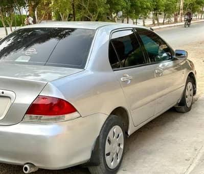 Mitsubishi Lancer 2005/07 GLX 1.3 Automatic