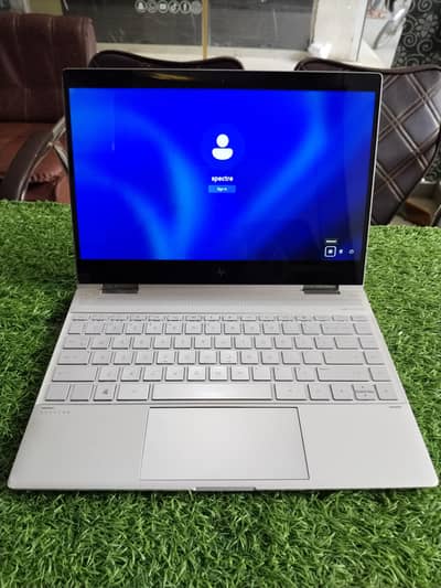 Hp Spectre 14 X360 convertible . . Core i5 8th Generation .