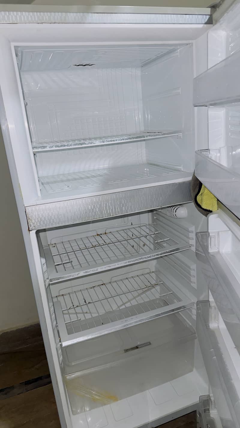Pel refrigerator 0