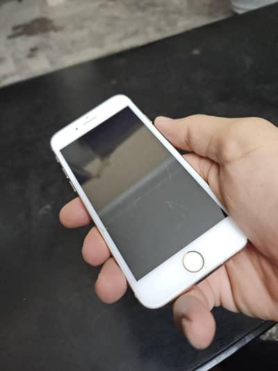 Apple iPhone 8