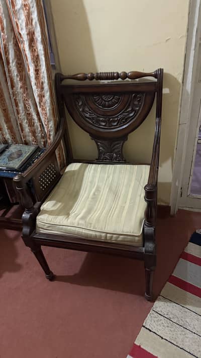 2 Antique Solid Wood Armchair / Carved Wooden Chair
