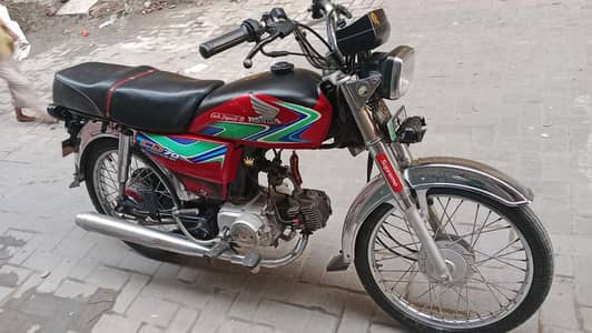 one hand bicke